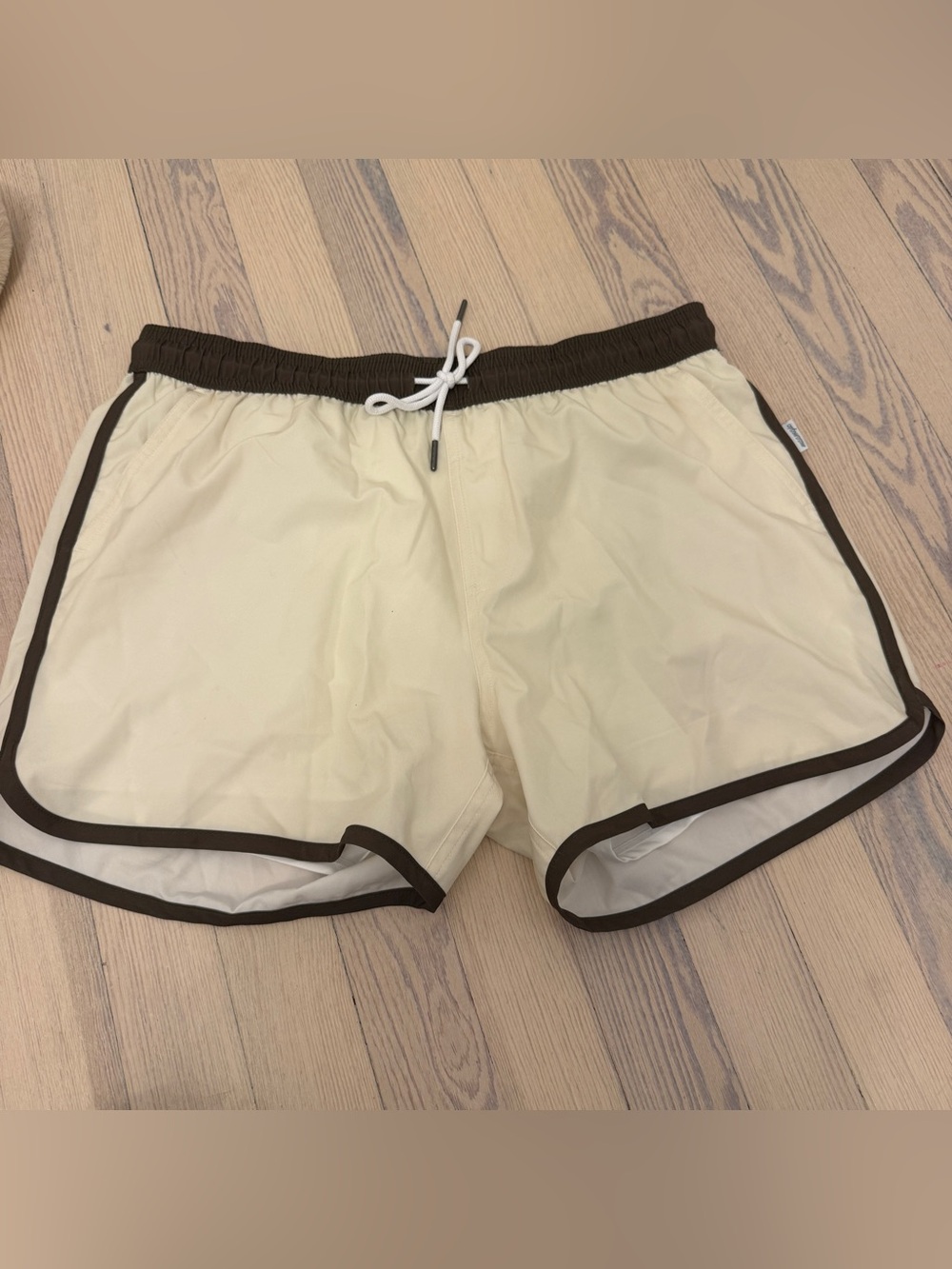 MaaMgic Men's White Drawstring Gym Shorts Size L